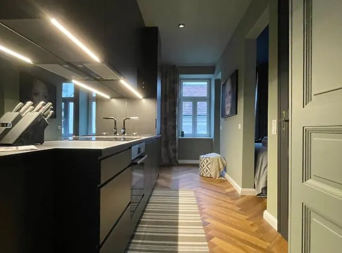 Luxury Apartamento *